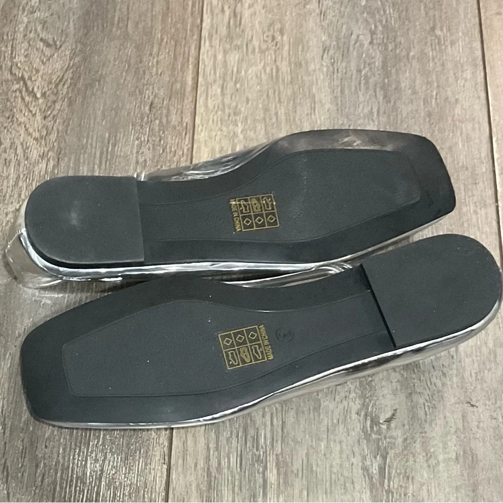 ShuShop Metallic Silver Ballet Flats, Size 9